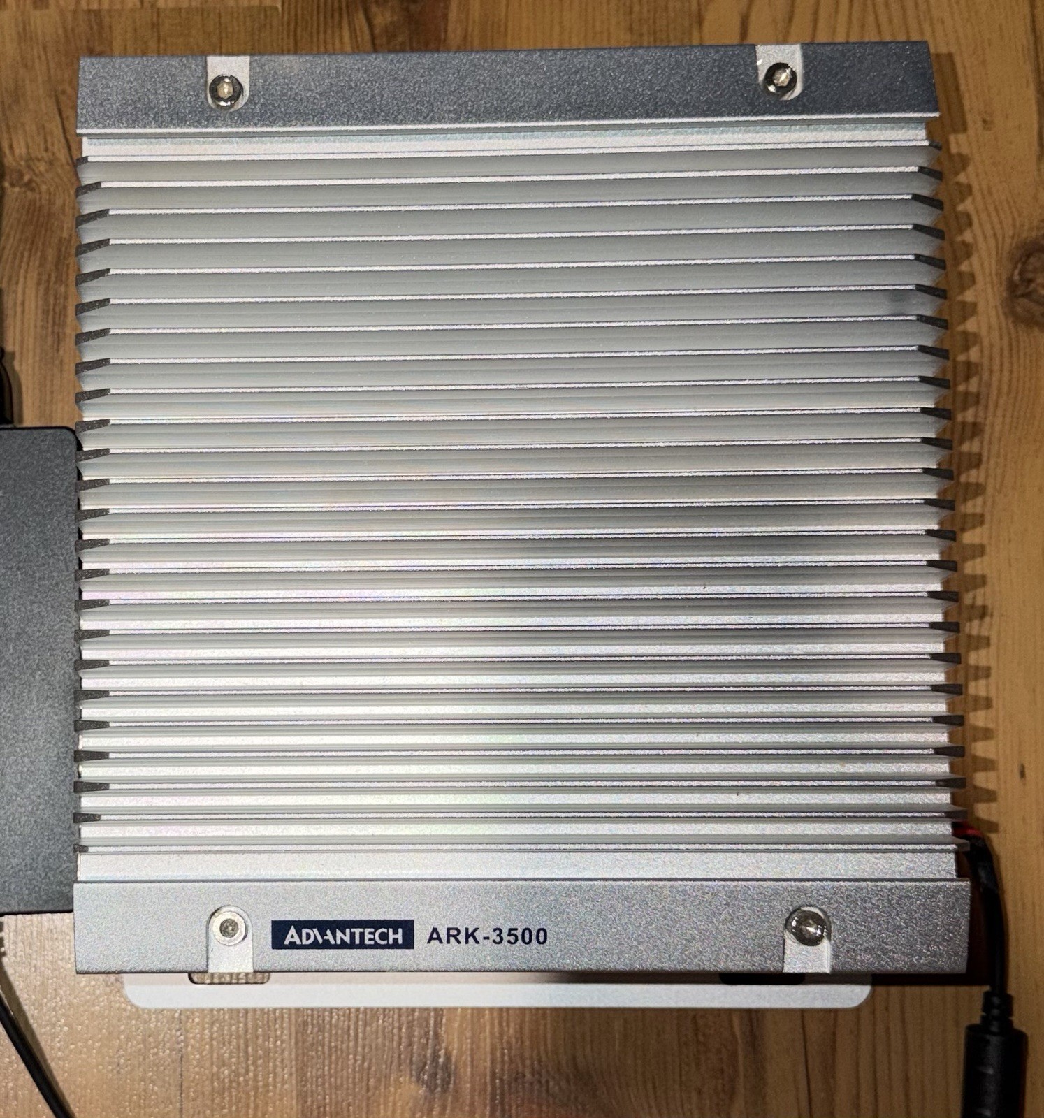 Advantech ARK-3500 Fanless Industrial  PC i7 2.30GHz 8GB