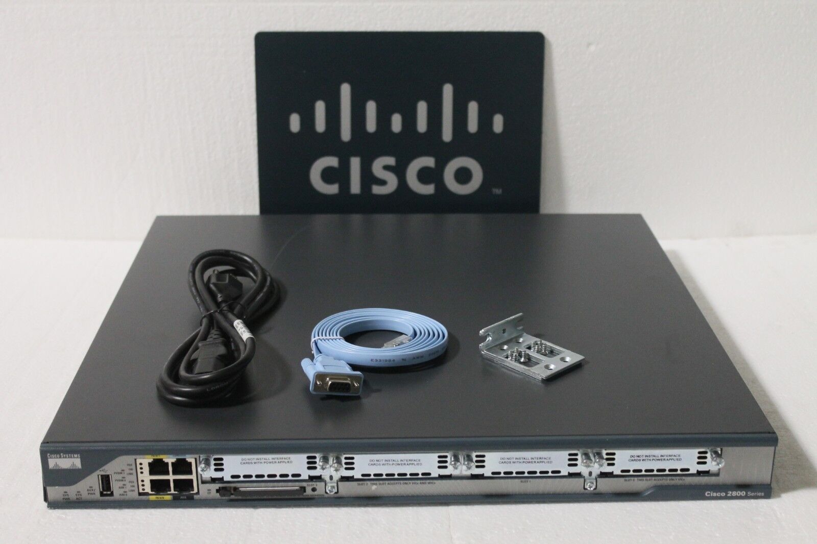 Cisco 2801 Router IOS 15.1(4)M CME 8.6 CCENT CCNA CCVP CCIE CCSP LAB 256D/256F