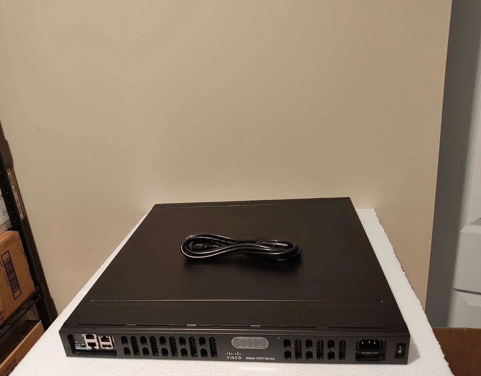 CISCO ISR4331-V/K9 3-Port Gigabit Voice CME Router ISR4331 uck9 PVDM4-32 NIM2FXO
