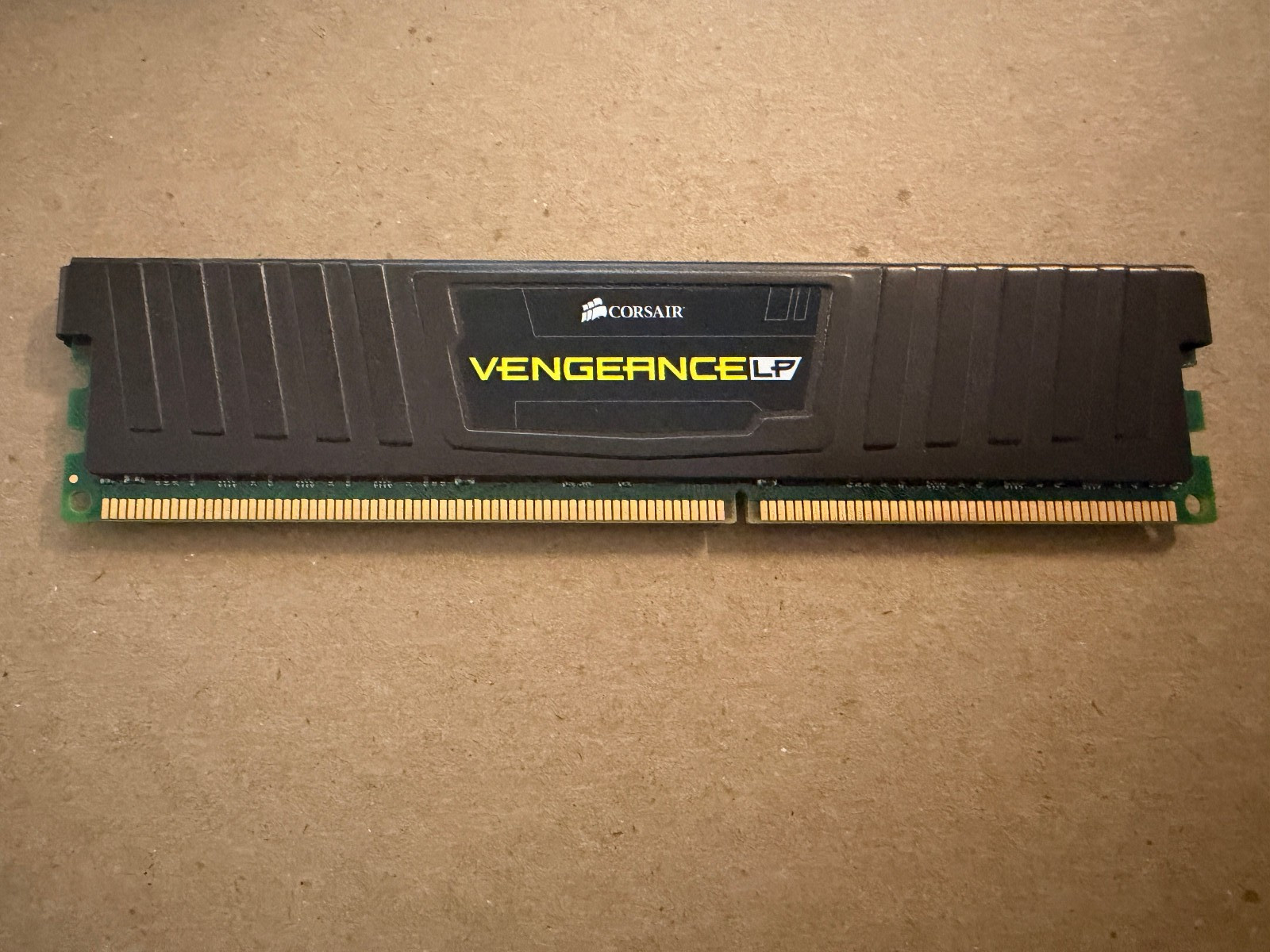 Corsair PC3-12800 8GB DIMM 1600 MHz DDR3 Memory (CML16GX3M2A1600C10)