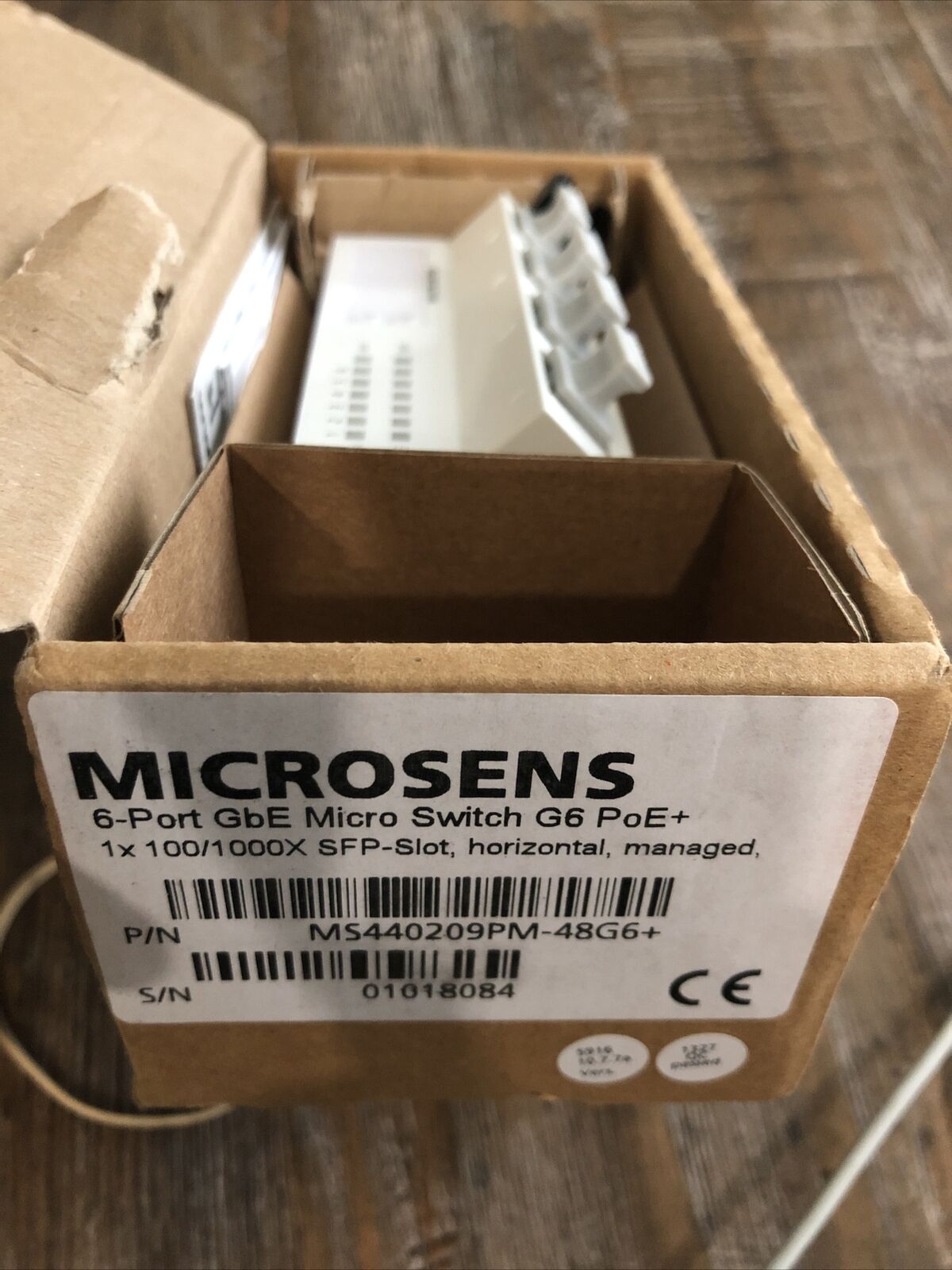 Microsens 6-Port GbE Micro Switch MS440209PM-48G6+