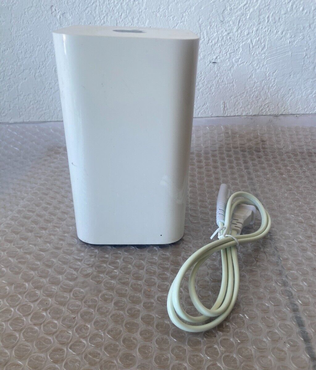 Apple AirPort Extreme A1521 3-Port Gigabit Wi-Fi 802.11 AC Router ME918LL/A