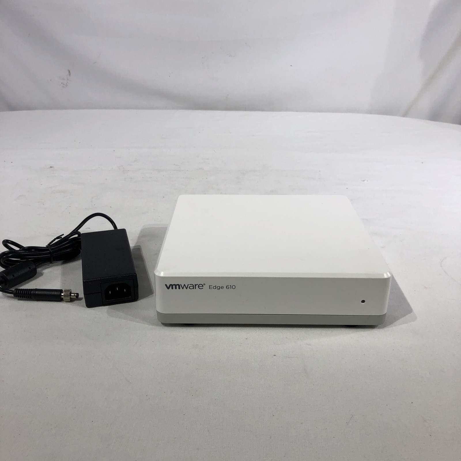 Dell EMC VMware Edge 610 EDGE610 E42W E42W001 w/ Power