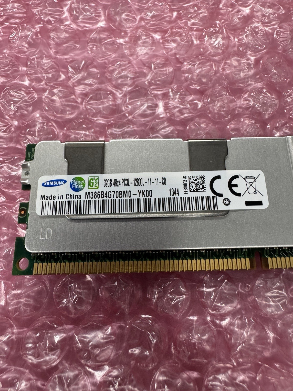 Lot of 32 Samsung 32GB 4Rx4 PC3L-12800L DDR3 1600MHz Server RAM M386B4G70BM0-YK0