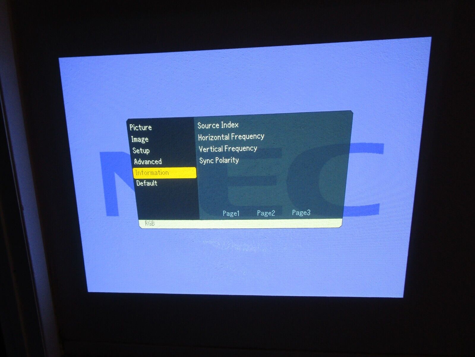 NEC MULTI MEDIA LCD PROJECTOR -  NEC VT 465  .Accessories  .  (NEW) 0 LAMP HOURS