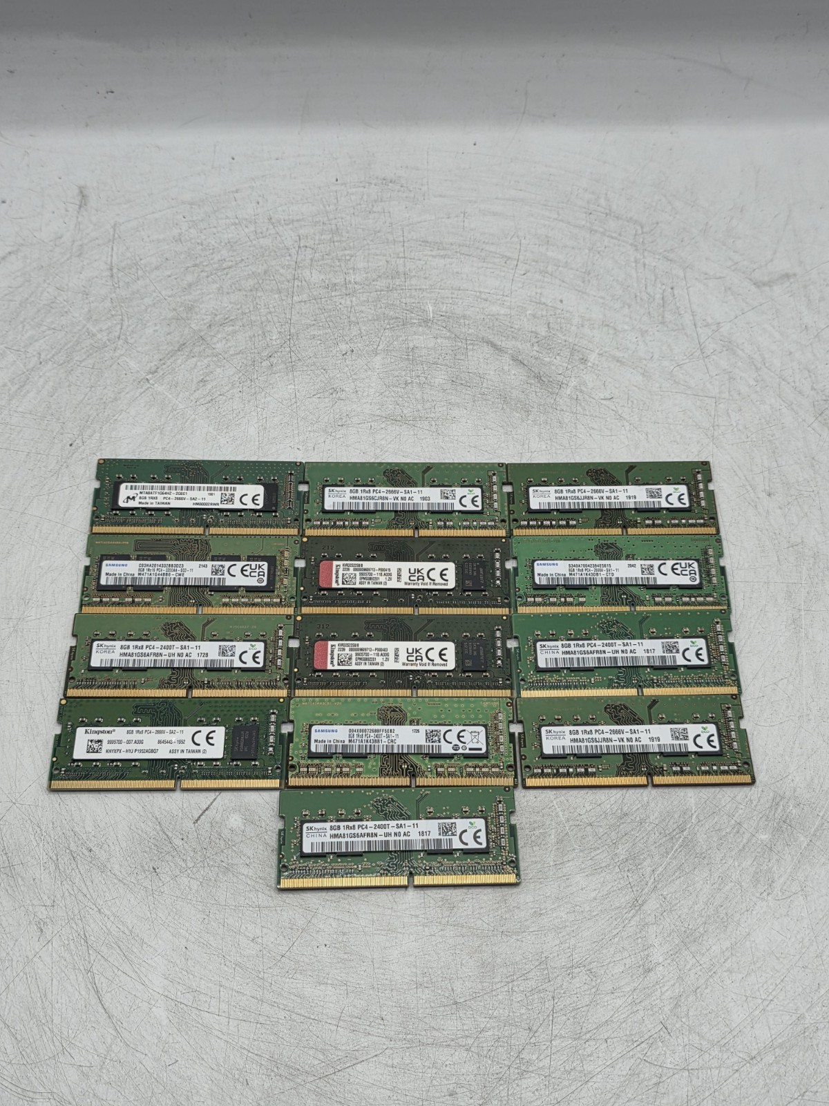 LOT OF 13 8GB DDR4 LAPTOP MEMORY RAM VARIOUS BRANDS/SPEEDS