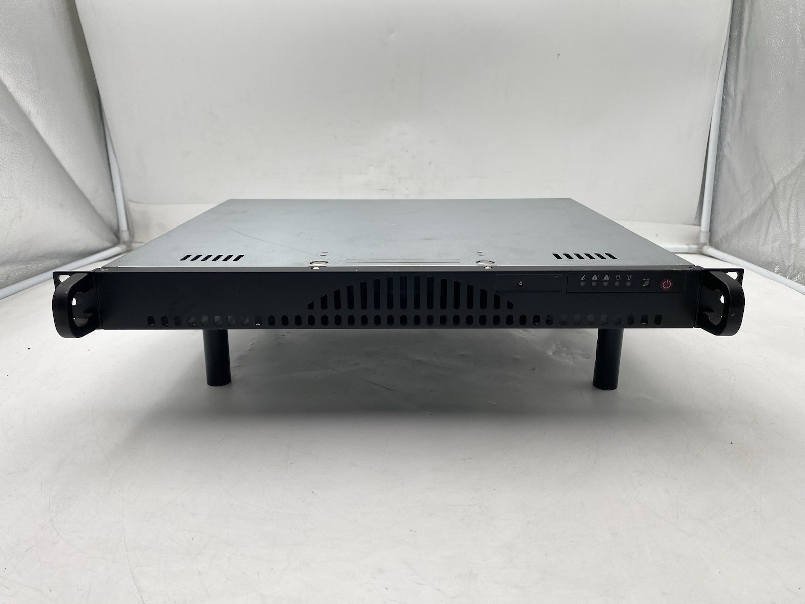 Supermicro 1U Server X11SSH-LN4F E3-1220V6 16GB RAM No Drives