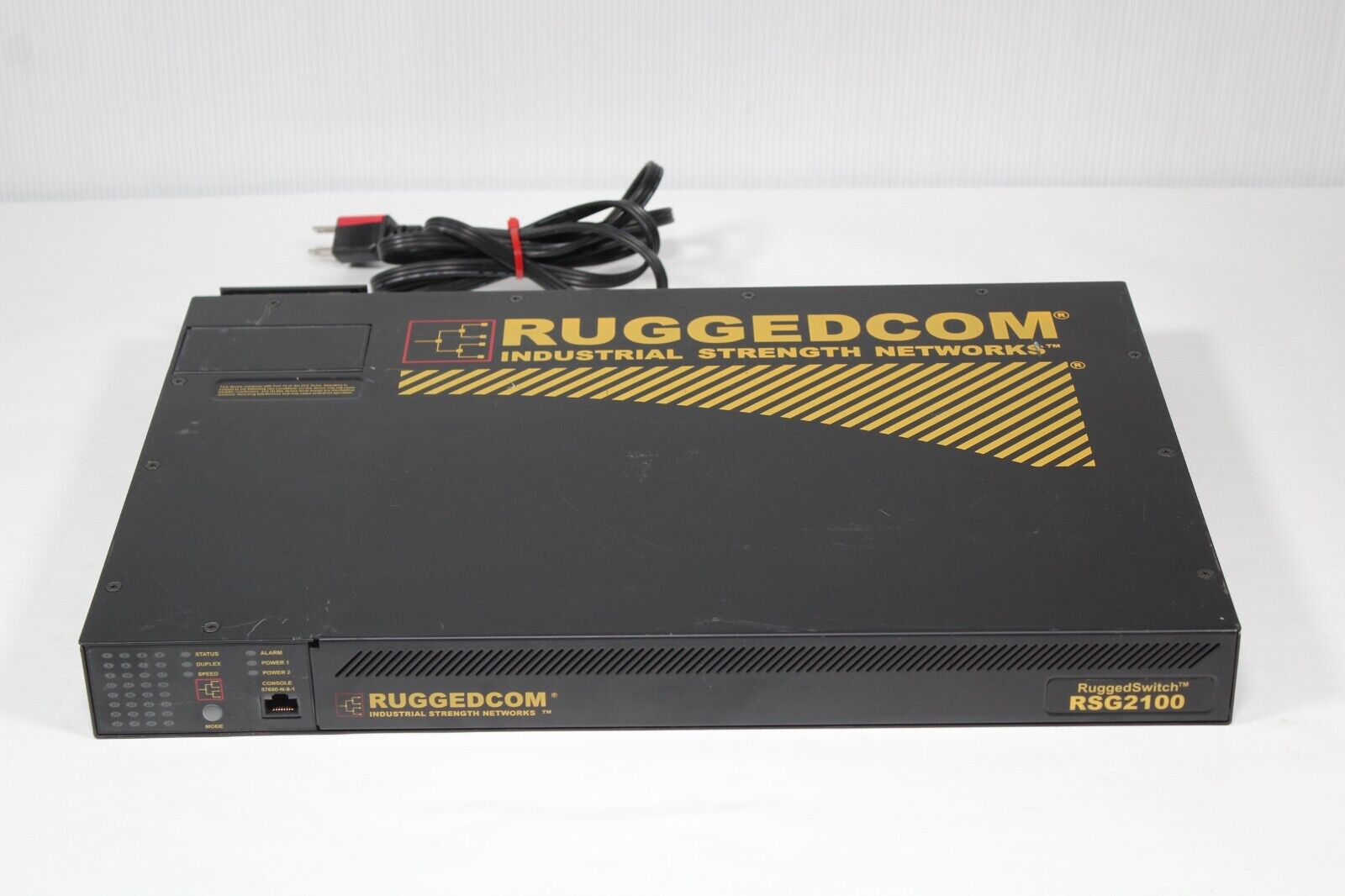 Siemens RuggedCom RSG2100 19-Port Secure Fiber Optic Ethernet Switch EL2804