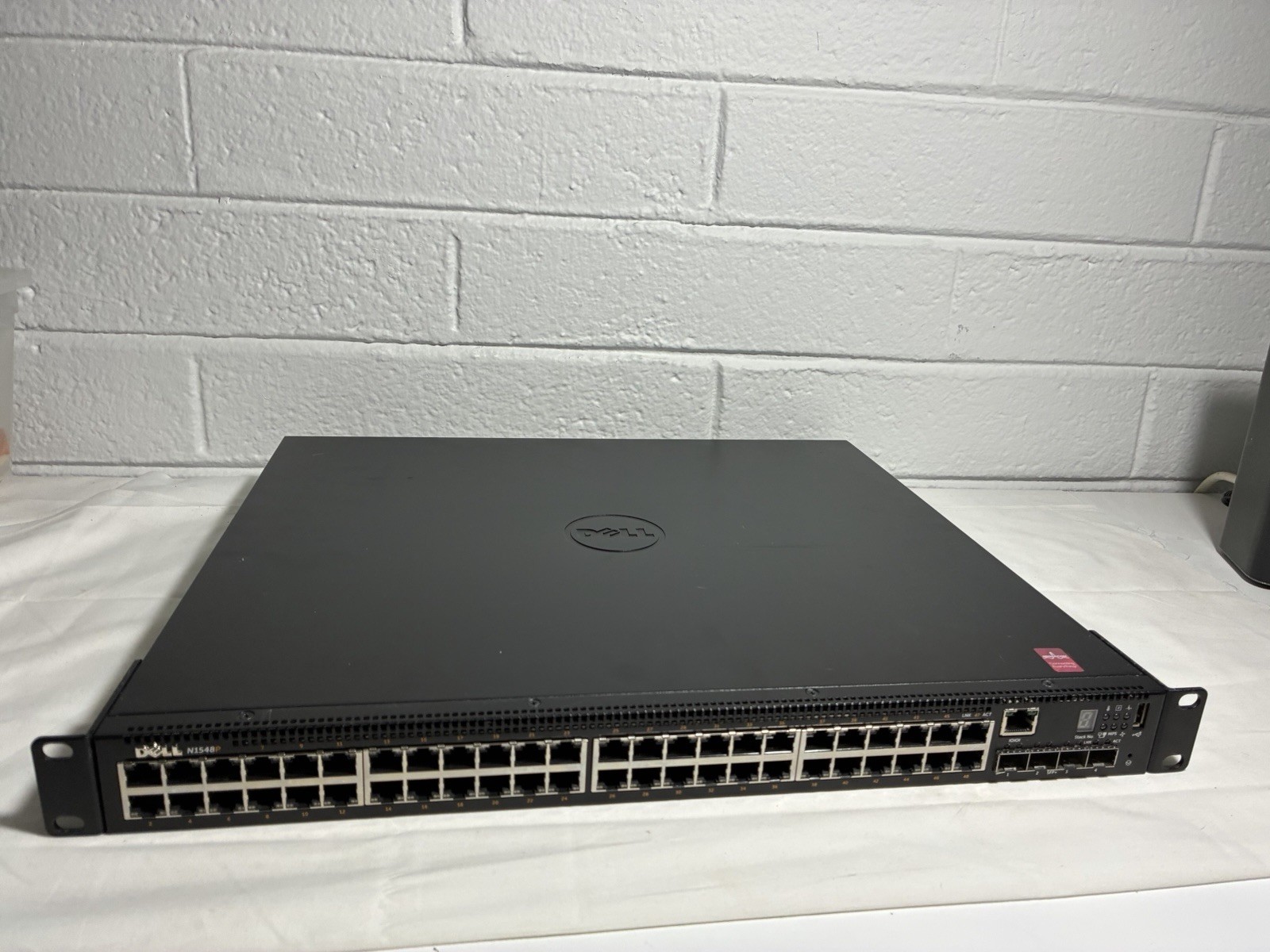 Dell N1548P Gigabit Ethernet Switch Network 48-Port PoE+ SFP+