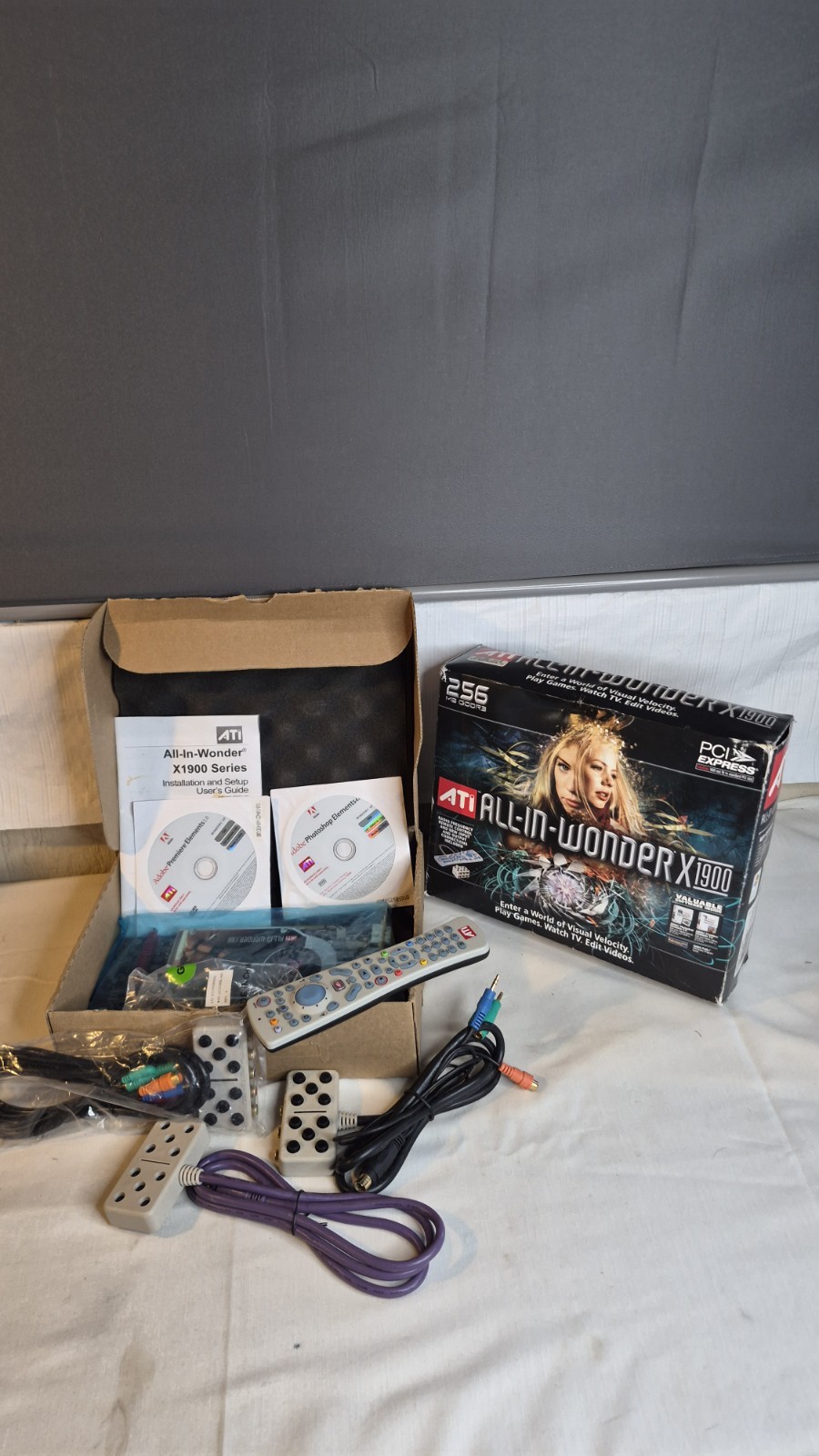 NOS ATI Radeon All In Wonder X1900 PCIe Graphics Card CIB Boxed Remote Retro PC