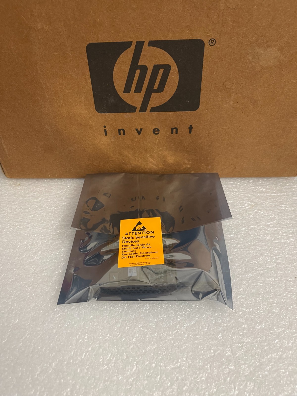 HPE 726821-B21 749797-001 SMART ARRAY P440/4GB 12GB/S SAS 784483-001 726815-002