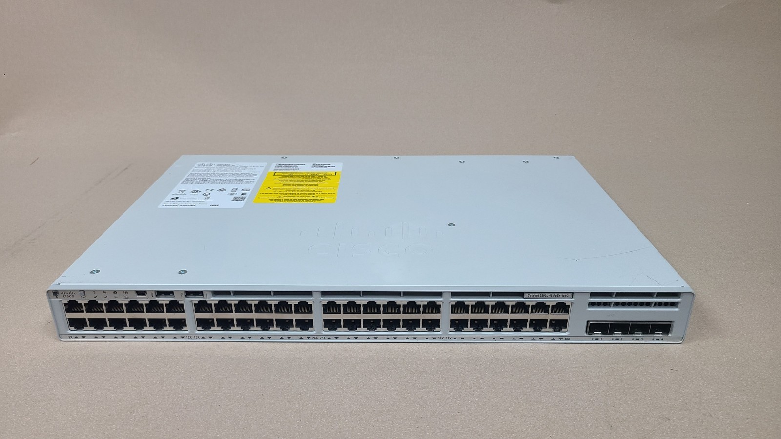 Cisco Catalyst 9200L 48 PoE+ 4x1G Uplink Network Switch PN: C9200L-48P-4G-E