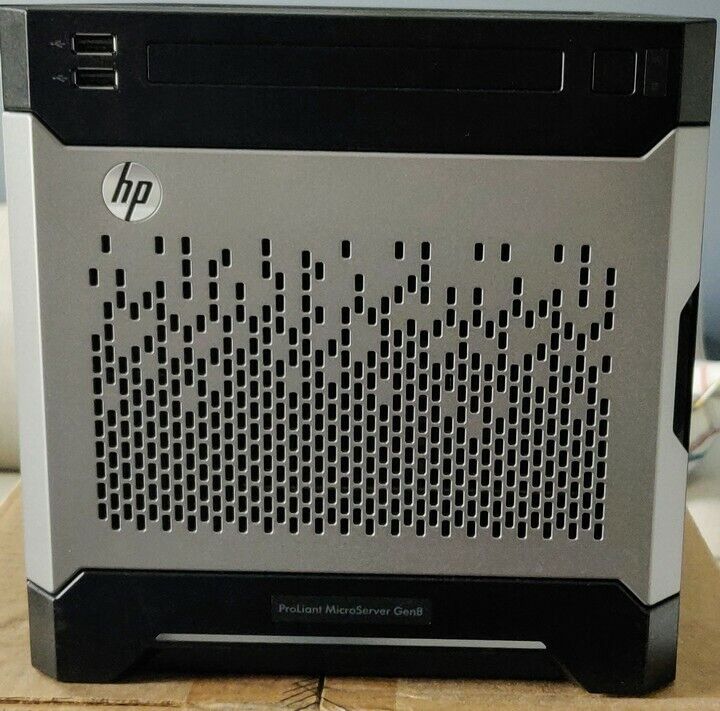 HP ProLiant MicroServer Gen8 Intel Pentium G2020T 2.5GHz 16 GB 2 Arrays w/MS O/S