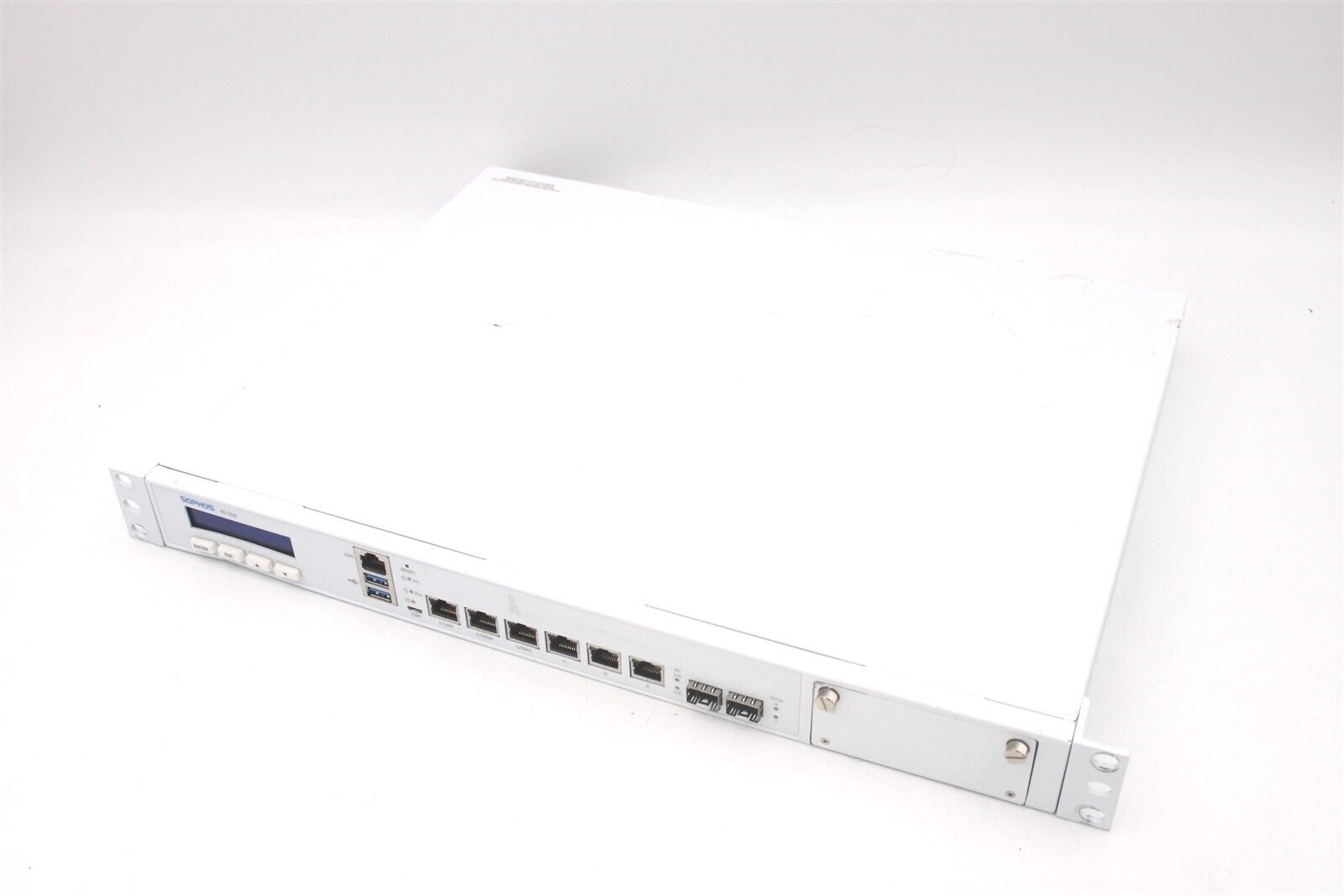 Sophos XG 210 Rev. 3 8-Port Gigabit Ethernet Rackmount Network Firewall 