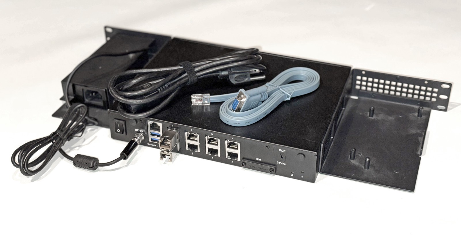 OPNsense Firewall VPN QAT 8-Core Atom C3758 2.20GHz 16GB DDR4 128GB SSD 8xNIC