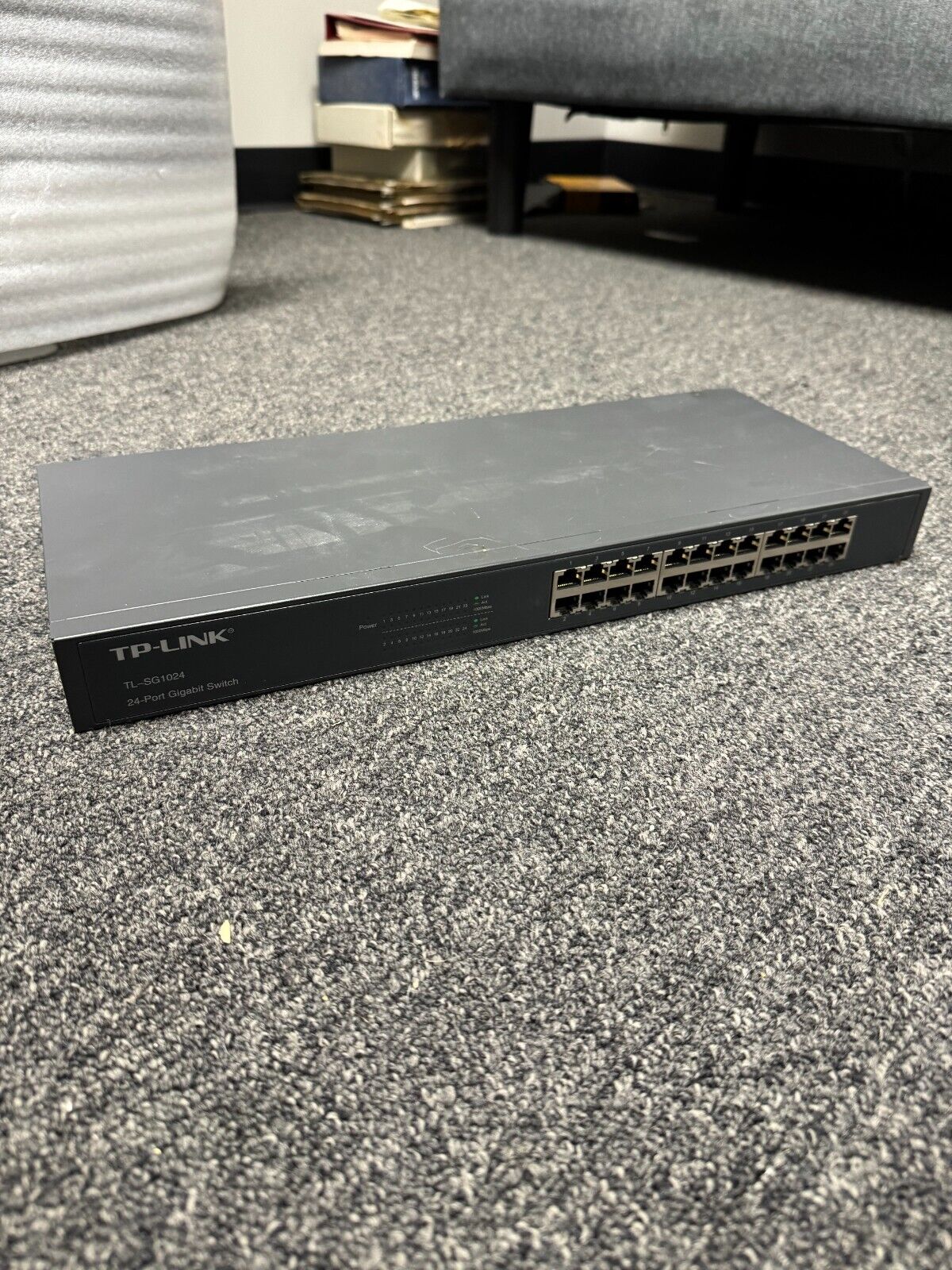 TP-LINK TL-SG1024S 24 Port Ethernet Switch