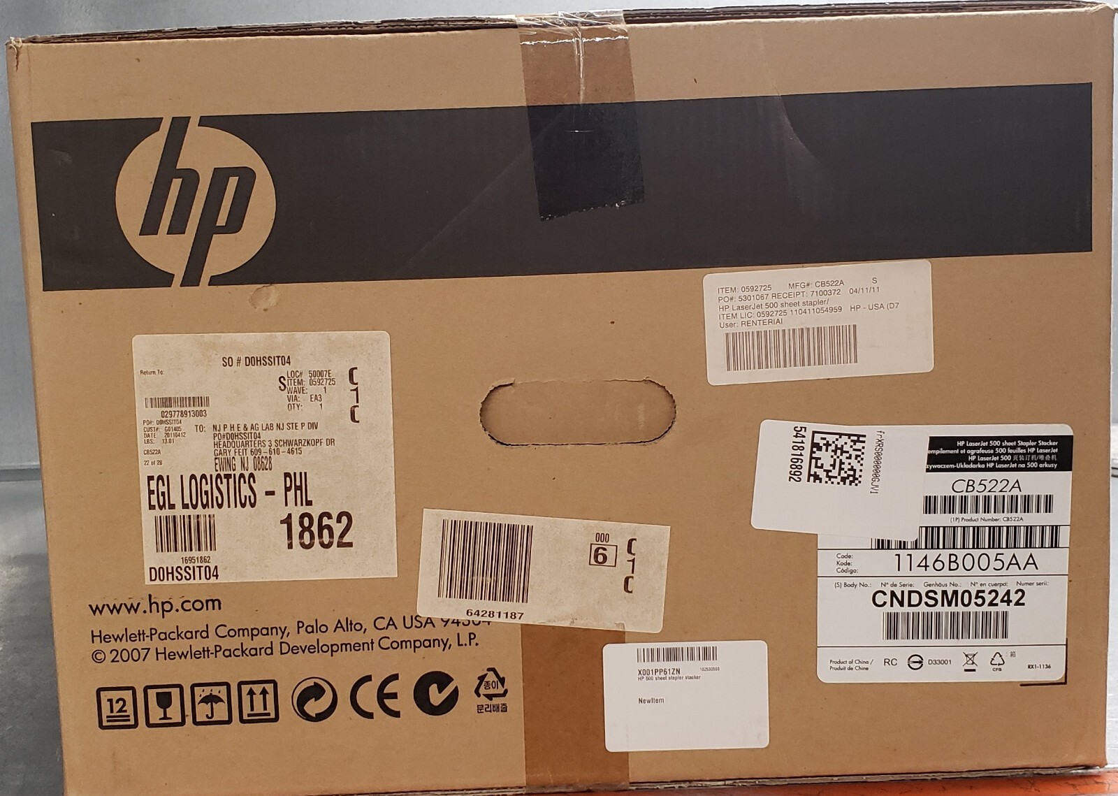 NEW HP LaserJet 500-Sheet Stacker  CB522A