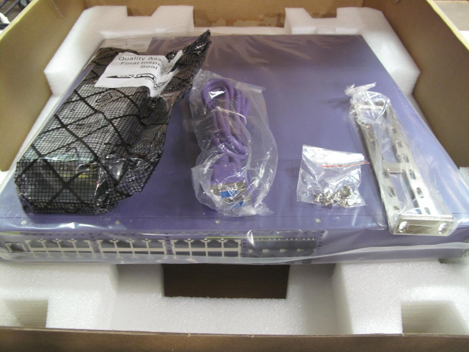 Extreme Networks Summit X460-24t Managed Switch 16401
