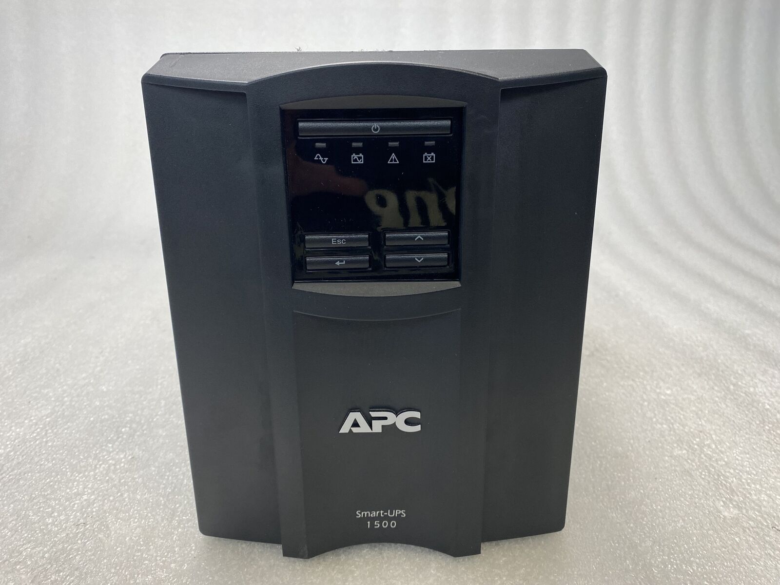 APC Smart UPS 1500 SMT1500 1500VA 120 UPS Battery Backup UPS NO BATTERY - GOOD