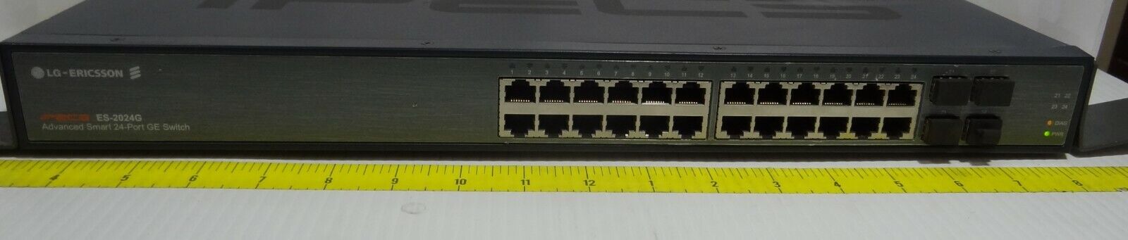 LG-Ericsson IPECS (ES-2024G) 24-Port Gigabit Ethernet Switch - Managed - 4x SFP