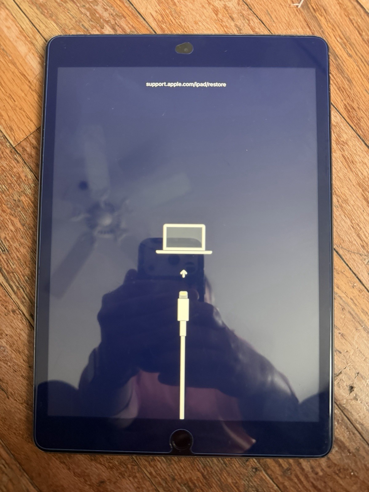 Apple iPad 7th Gen 32GB Wi-Fi/A2197 - Space Gray -PARTS ONLY
