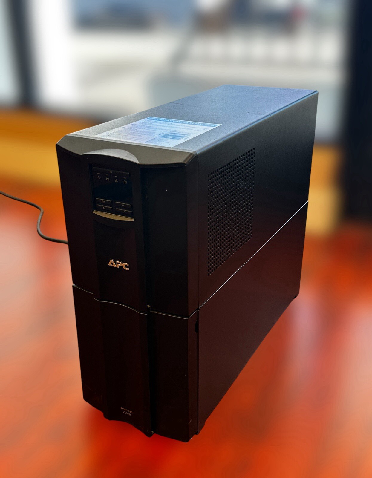 APC Power Bank 2200 VA model