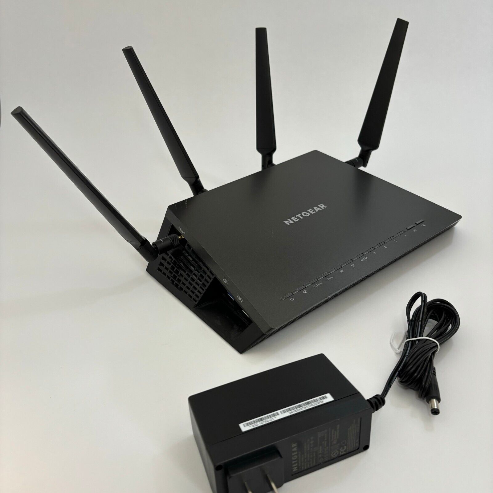 Netgear Nighthawk X45 - AC2600 Smart WiFi Router