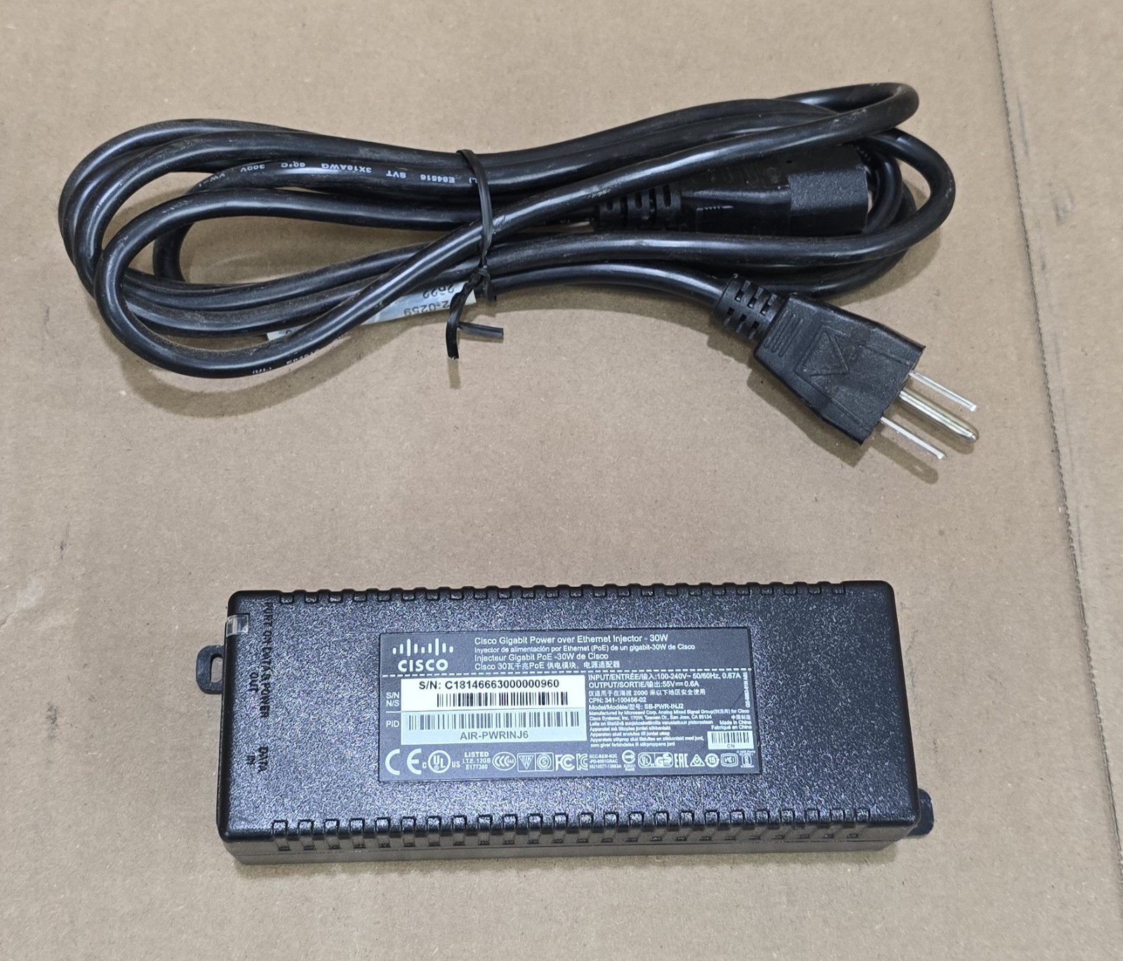 GENUINE CISCO AIR-PWRINJ6 Gigabit Power over Ethernet Injector