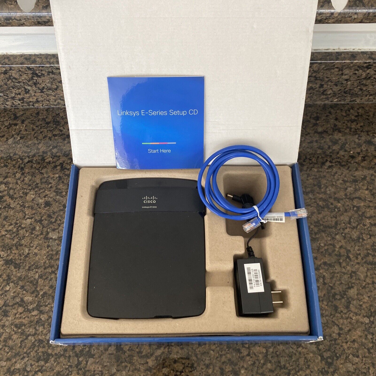Cisco Linksys E1200 Wireless N-Router Bundle  Ethernet Cable,  Adapter, CD-ROM