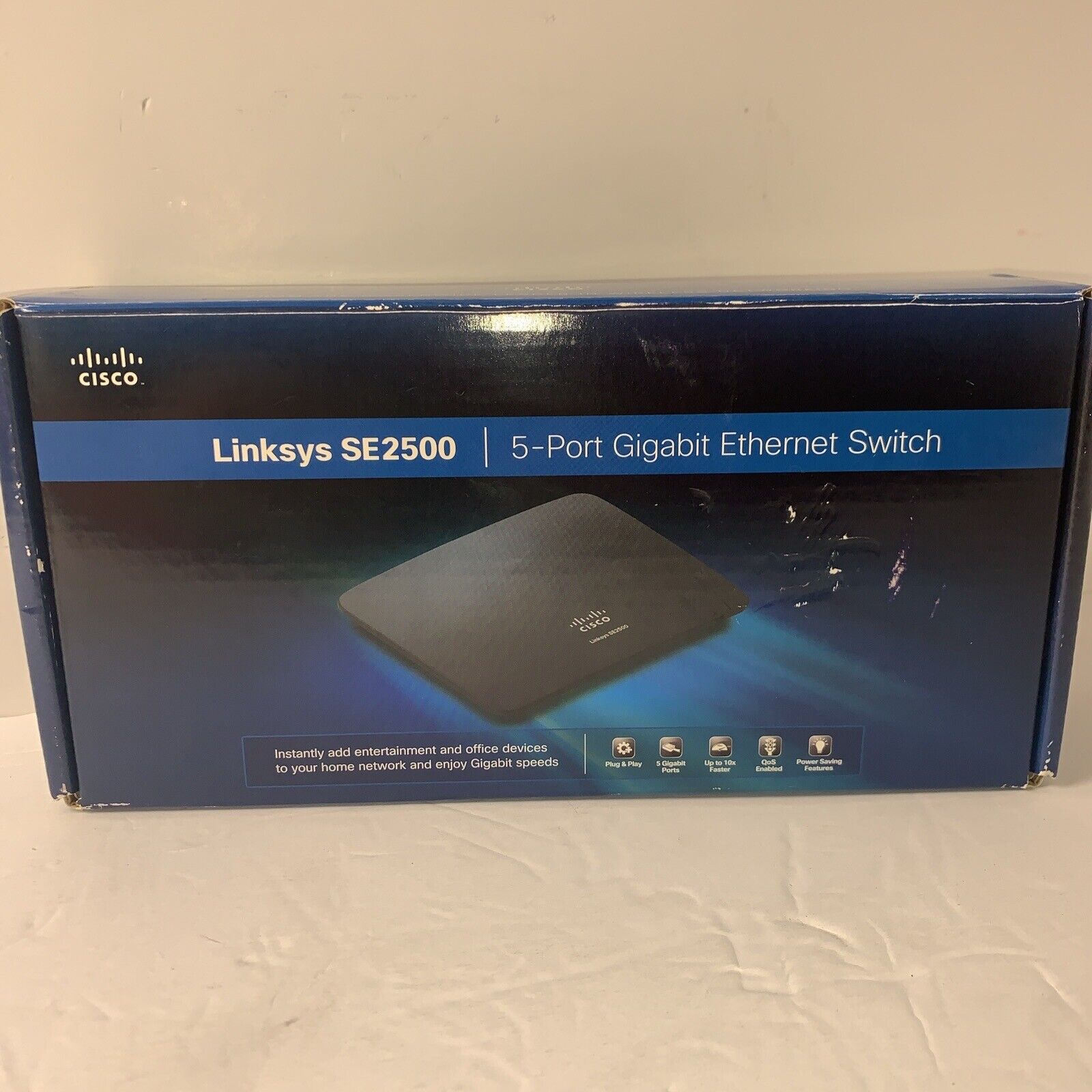 Linksys  (SE2500) External Ethernet Switch
