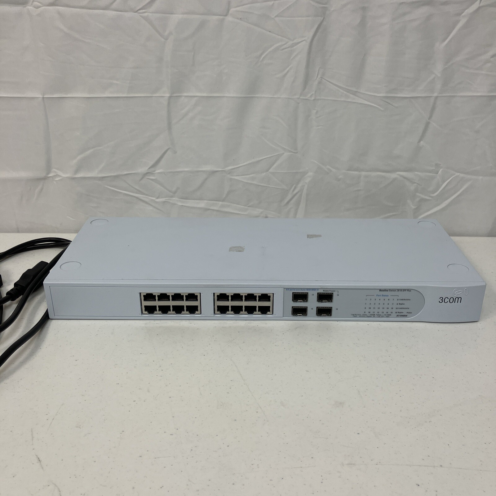3 COM Baseline Switch 2816-SFP Plus 16-Port 3C16485