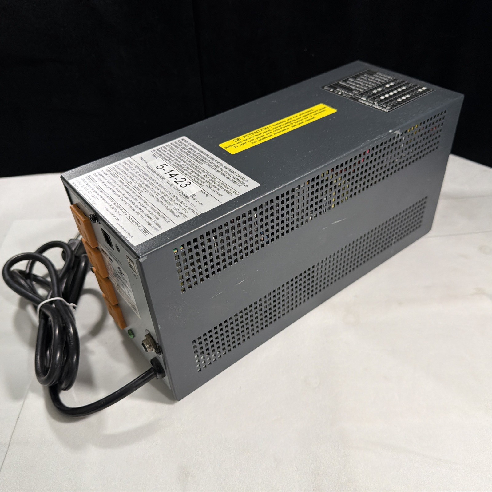 Ametek Powervar ABCEG251-11 UPS Uninterruptible Pwer Supply 200W Untested QTY