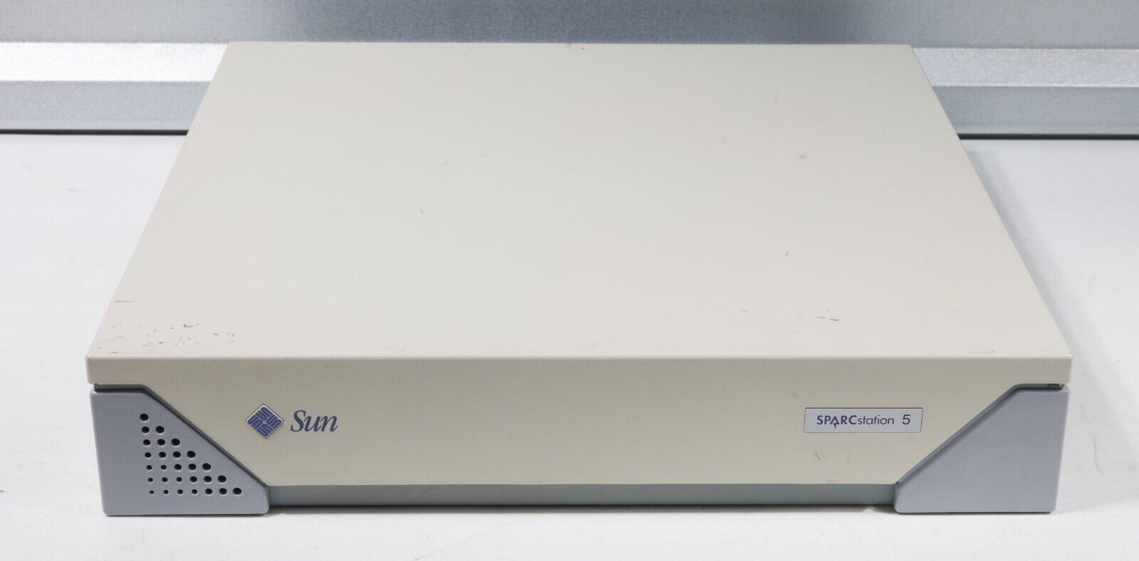 Vintage Sun SPARCstation 5 170MHz TurboSPARC  parts or repair 0E64