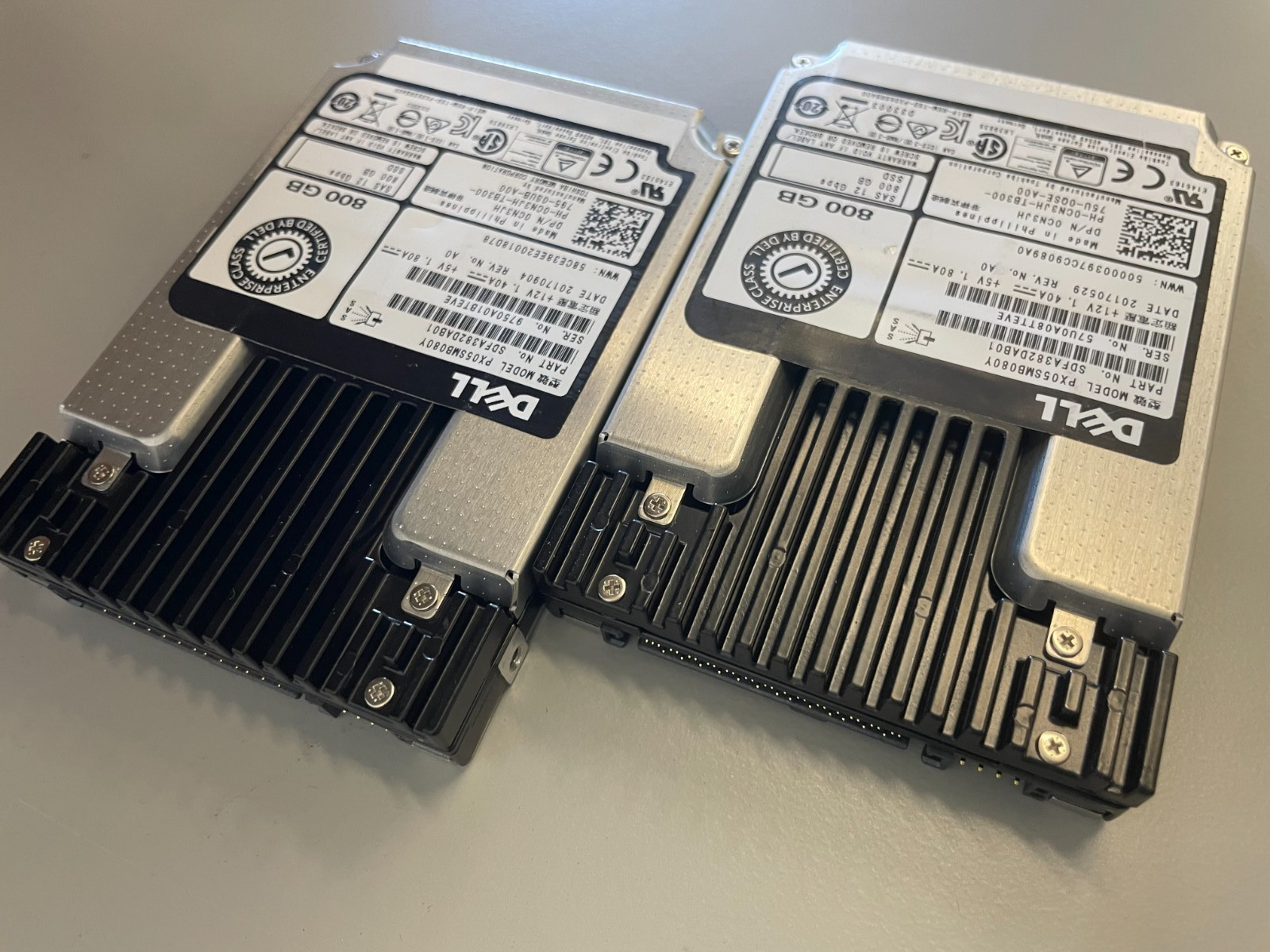 Dell Toshiba CN3JH 800GB 2.5