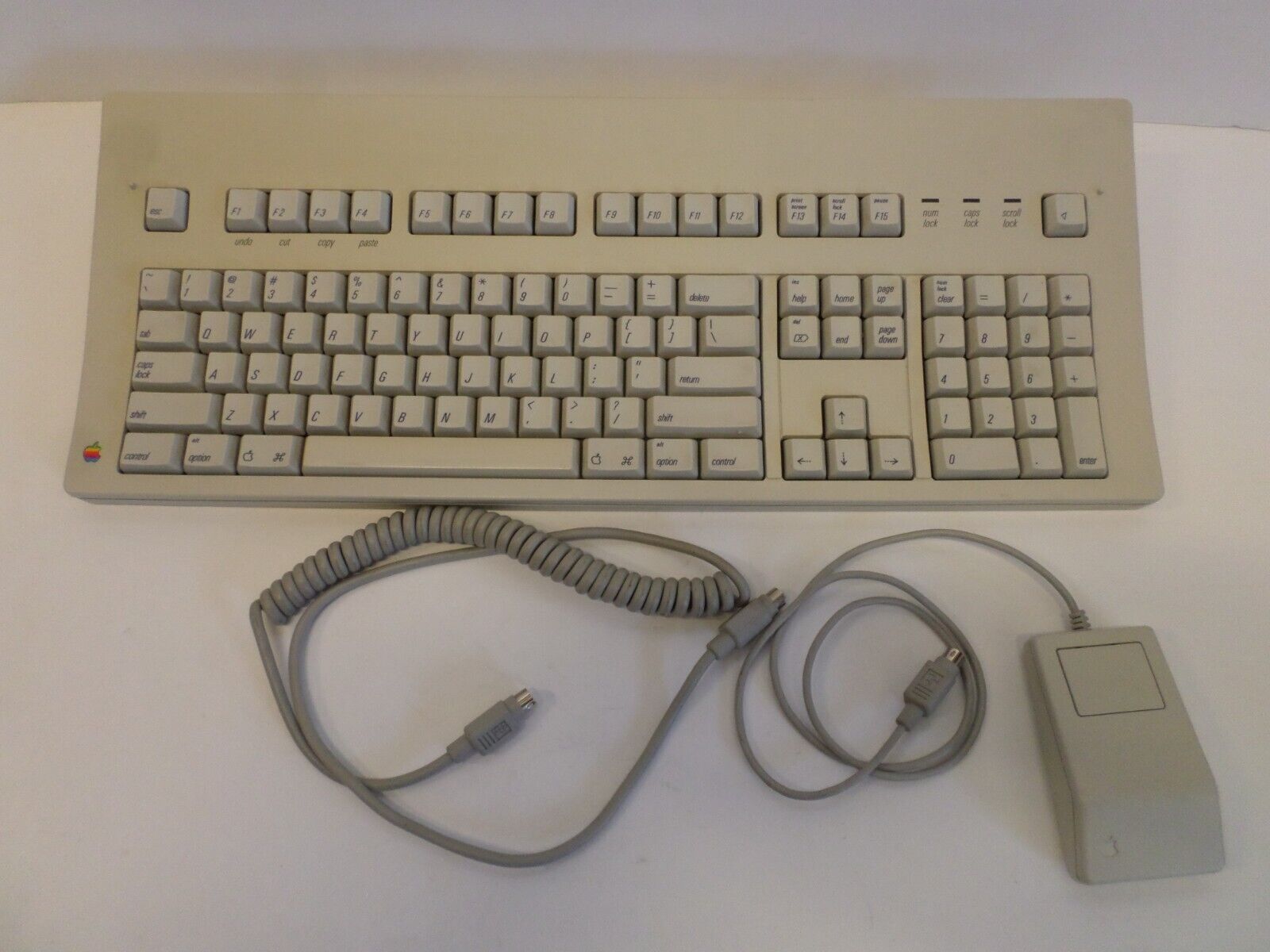 Apple Extended Keyboard Macintosh SE IIgs ADB Bus M0115 With Mouse & Cable RARE