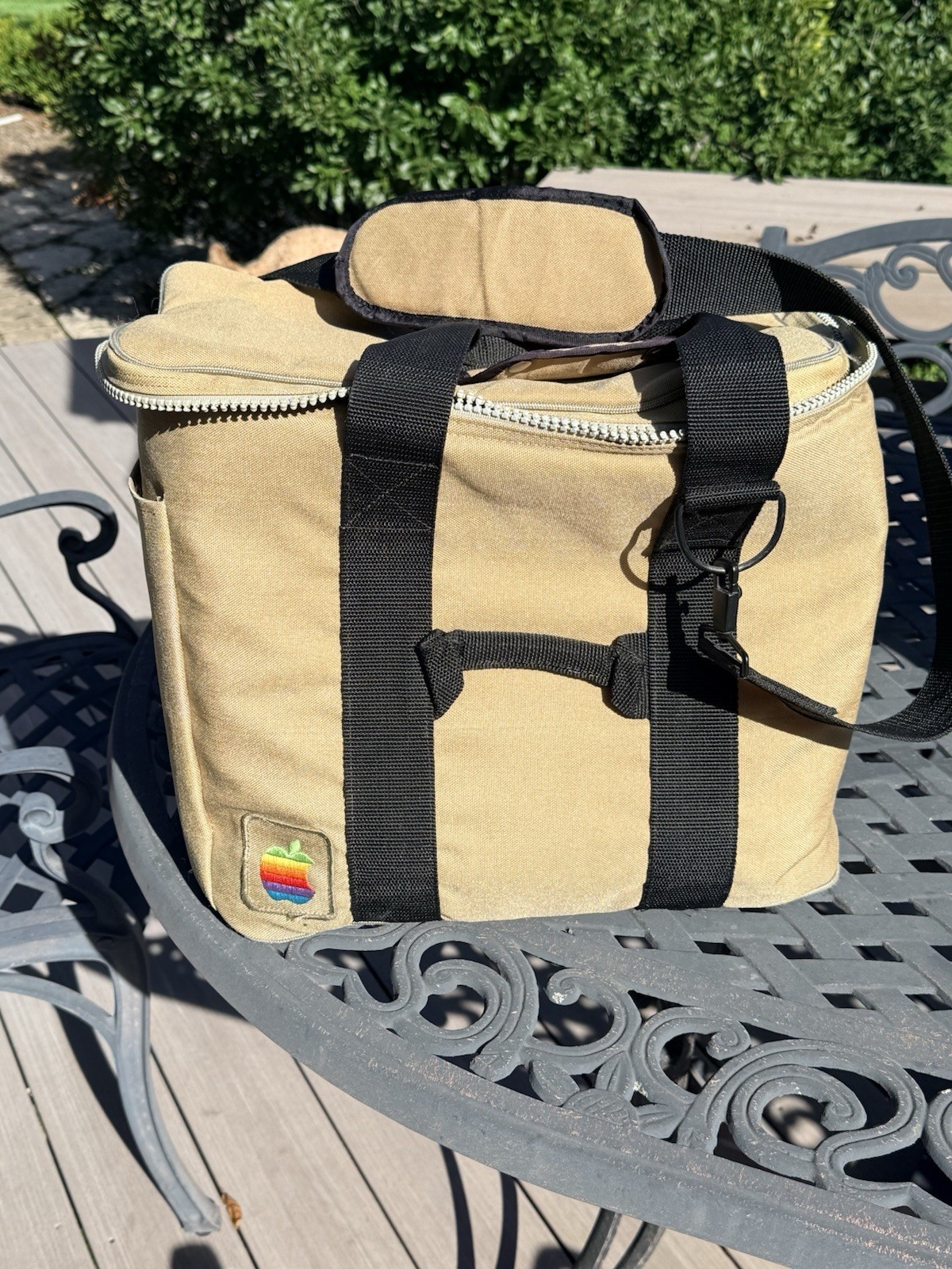 Vintage Apple Macintosh 128K 512K Carrying Case Rainbow Logo Excellent Cond