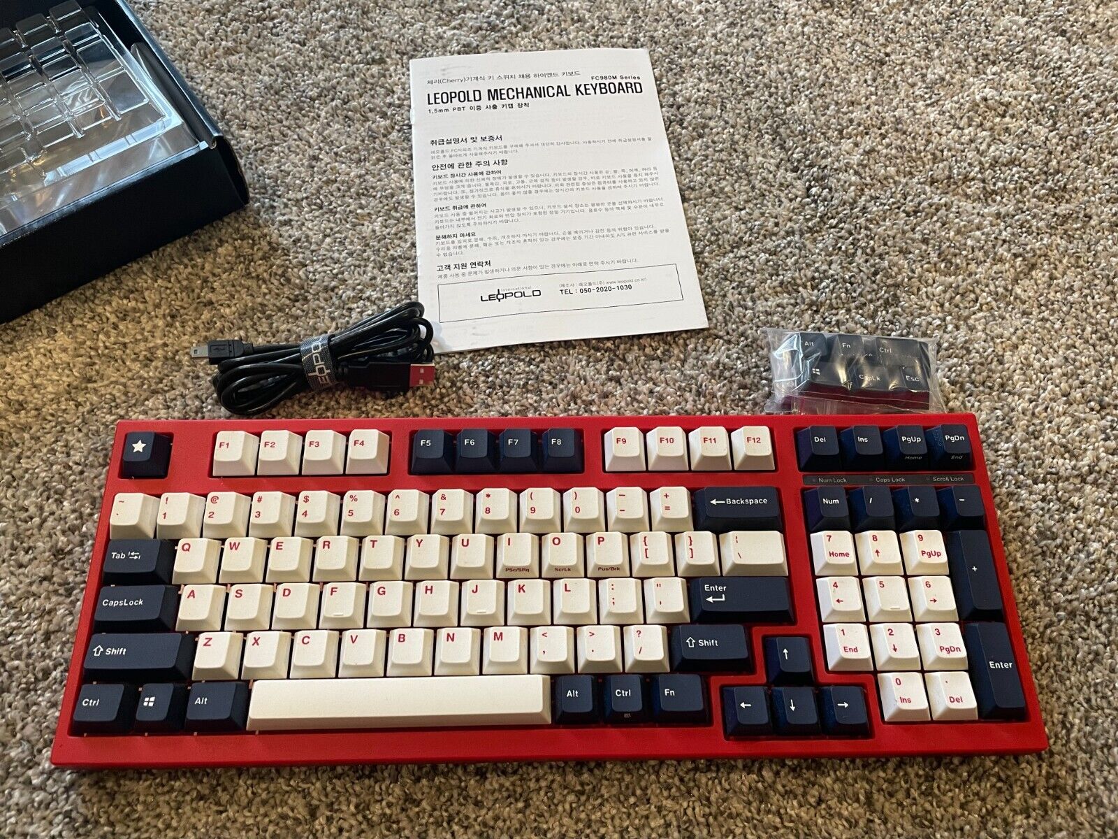 Leopold FC980M Mechanical Keyboard - Red, Cherry MX Clear