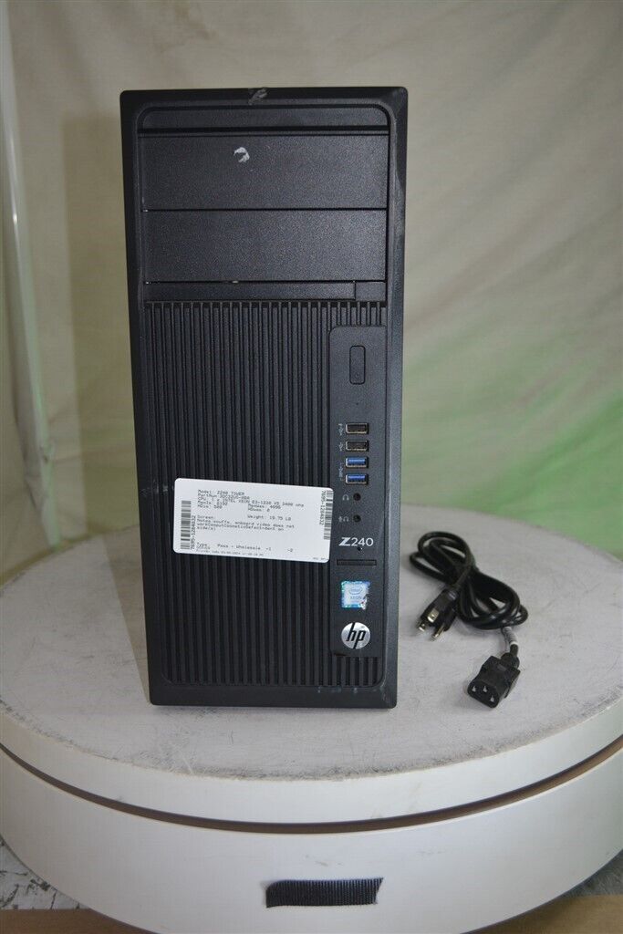 HP Z240 TOWER WorkStation Intel Xeon E3-1230 V5 3.4GHz 8GB 500GB QUADRO K2200