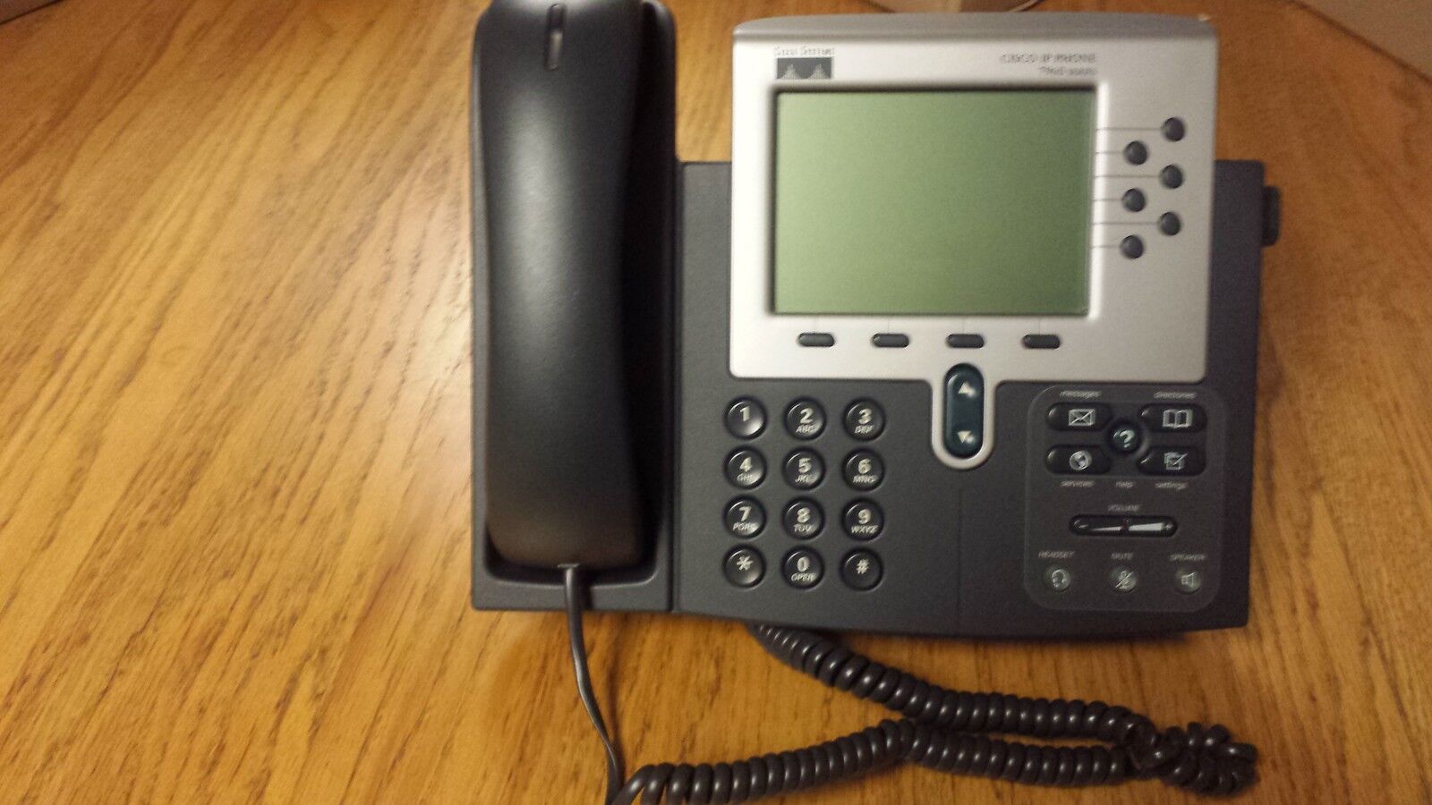Cisco 7960 Series CP 7960G IP VoIP Display 6-Line Business Phone