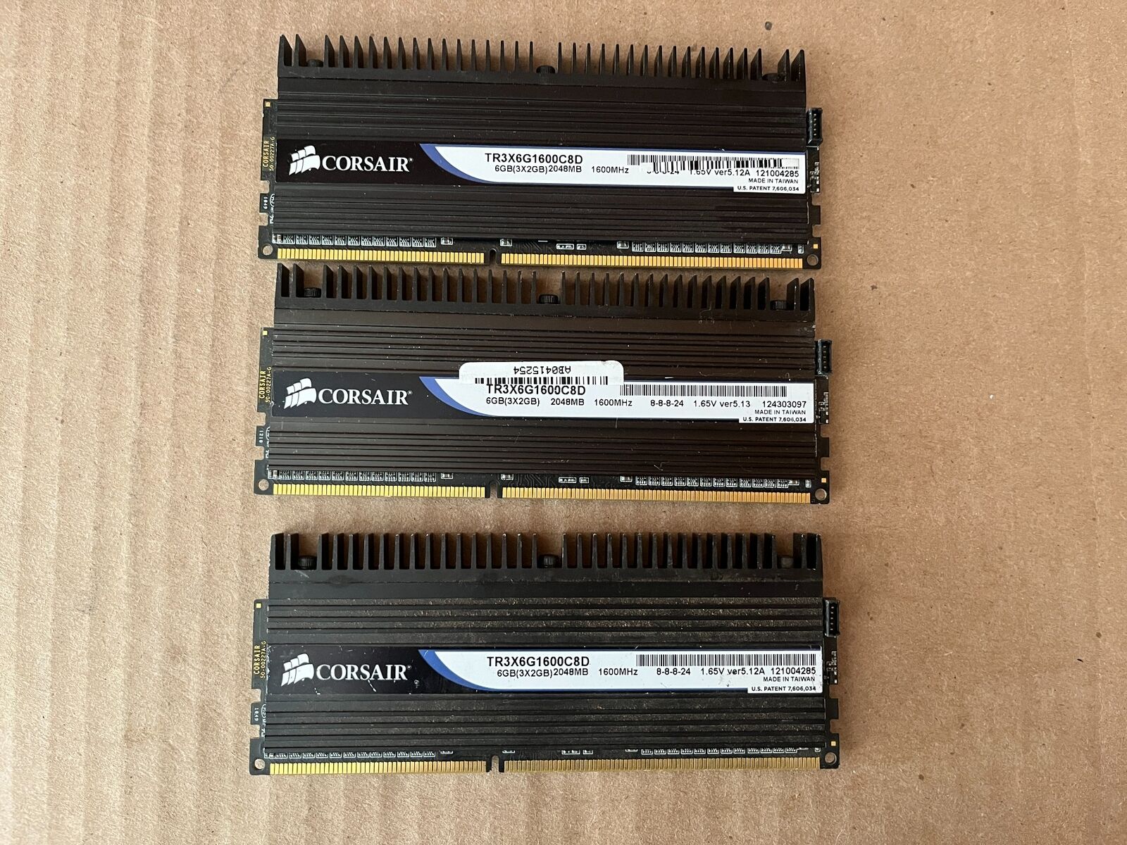 CORSAIR DOMINATOR TR3X6G1600C8D 6GB (3X2GB) 1600MHZ DDR3 TRIPLE CHANNEL J8-4(3)