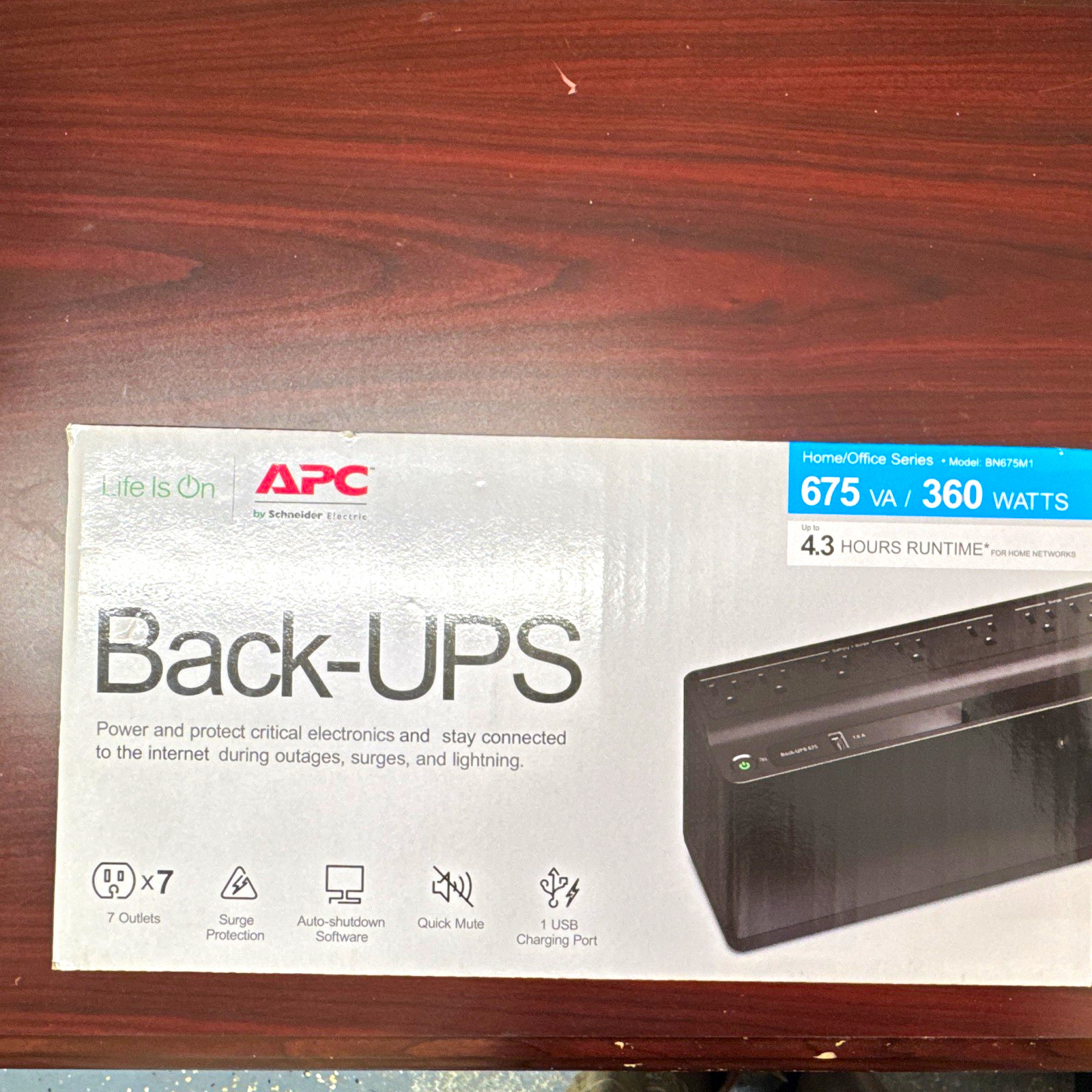 APC BN675M1 Back-UPS 675VA/360W Desktop UPS, 7 Outlets, USB, Black