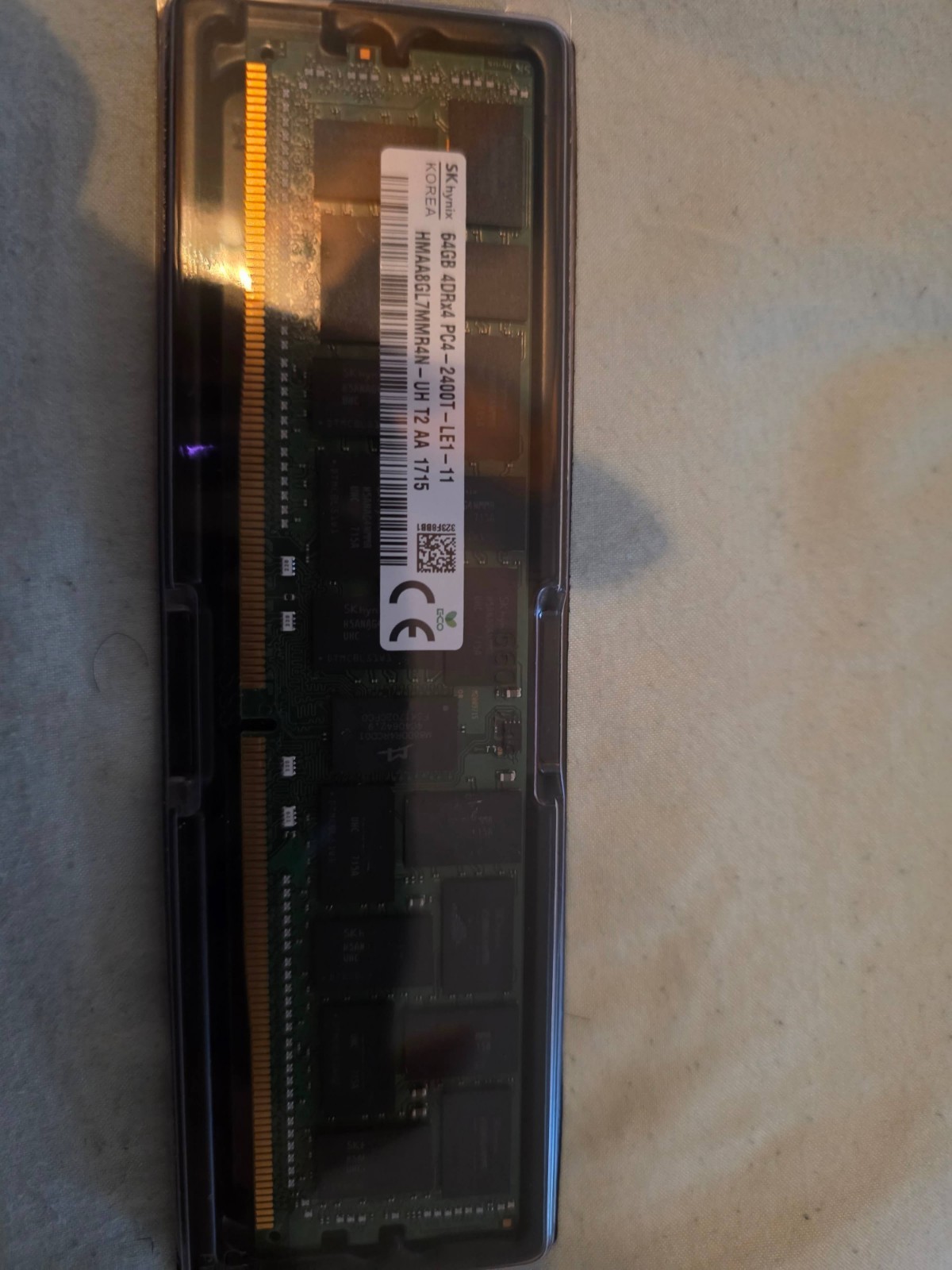 SK hynix 64GB DDR4 4DRx4 PC4-2400T Server RAM HMAA8GL7MMR4N-UH LRDIMM