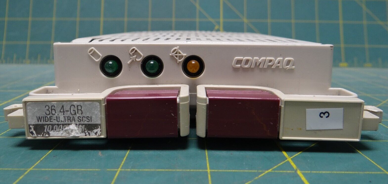 Compaq Ultra SCSI Metal Caddy/Tray & Drive 36.4 GB Compaq Drives