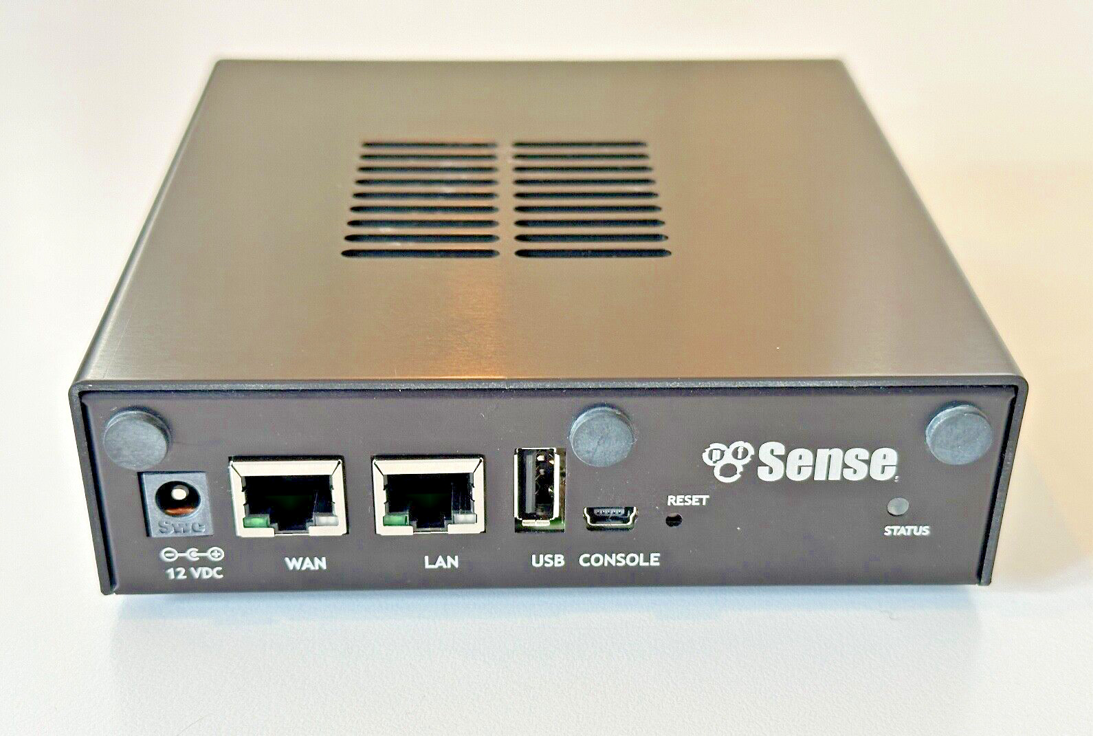 PFSense Netgate SG-2220 Firewall