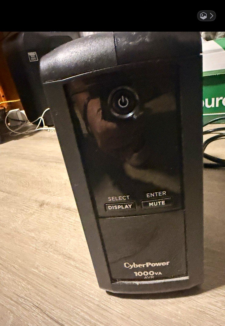 CyberPower 1000VA AVR Desktop/Freestanding UPS Battery Backup, 8 Outlets Black