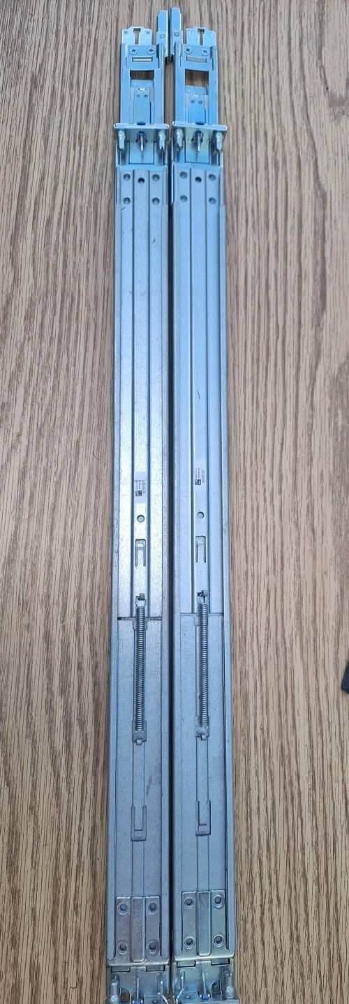 Dell PowerEgde R420 R620 1U Sliding Rackmount Rail Kit 09RFVV / 0RK1KT