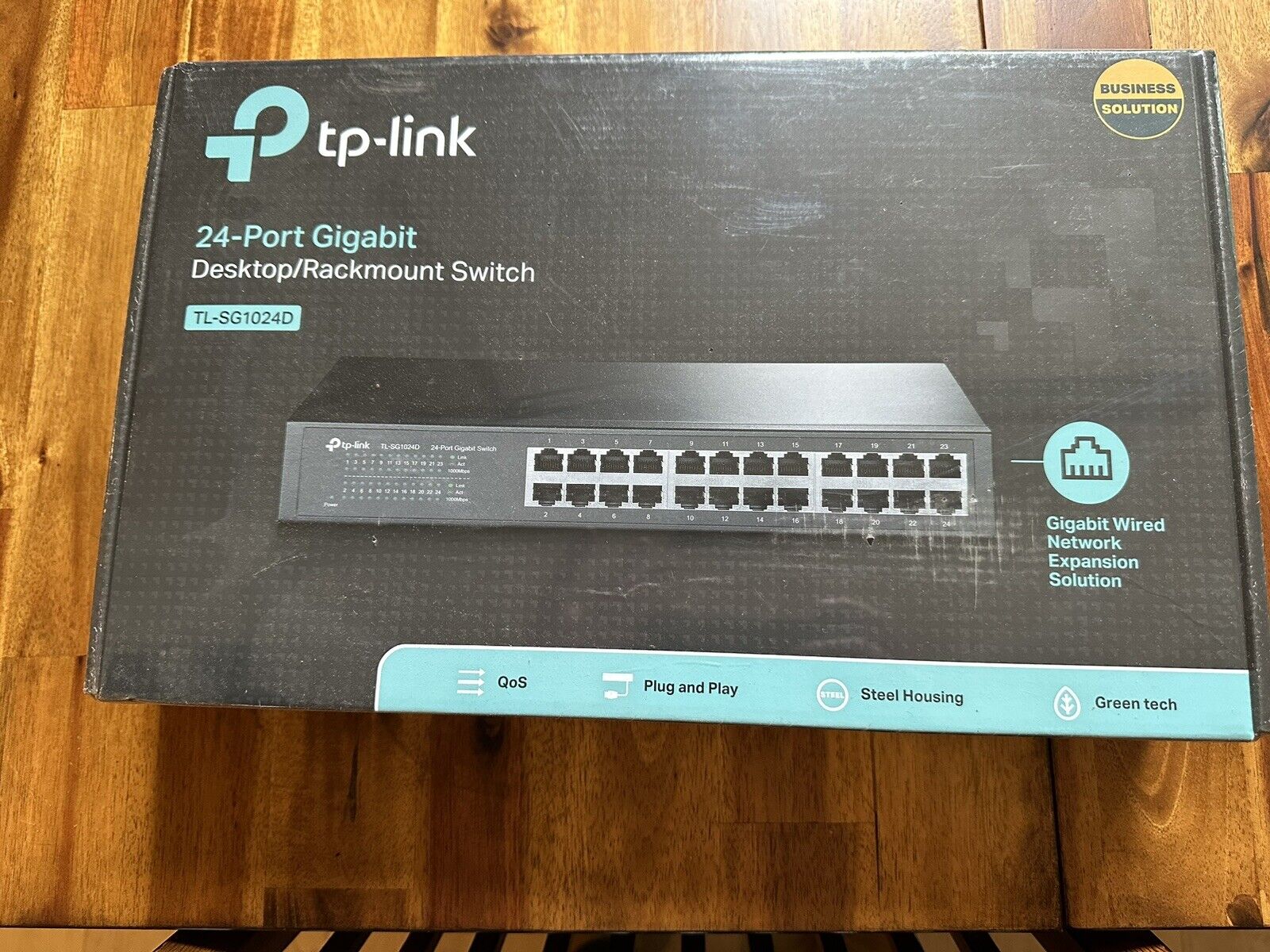 New TP-LINK TL-SG1024D 24-Port Gigabit Desktop Rackmount Ethernet Switch
