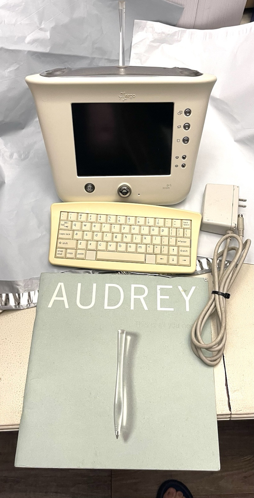 Vintage 3Com Ergo Audrey Internet Appliance  Used