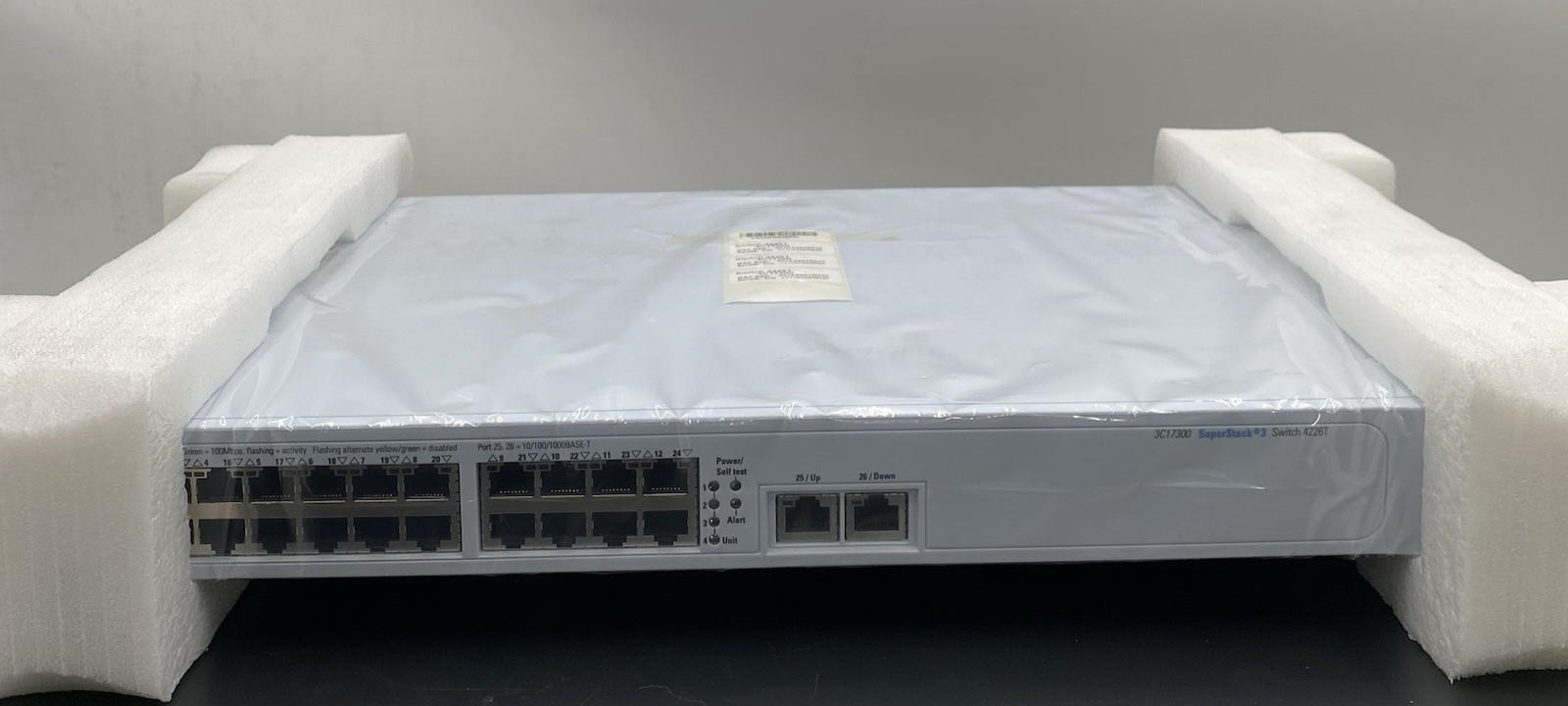 3COM SWITCH SUPERSTACK 3, 4226T 24 PORT. 3C17300
