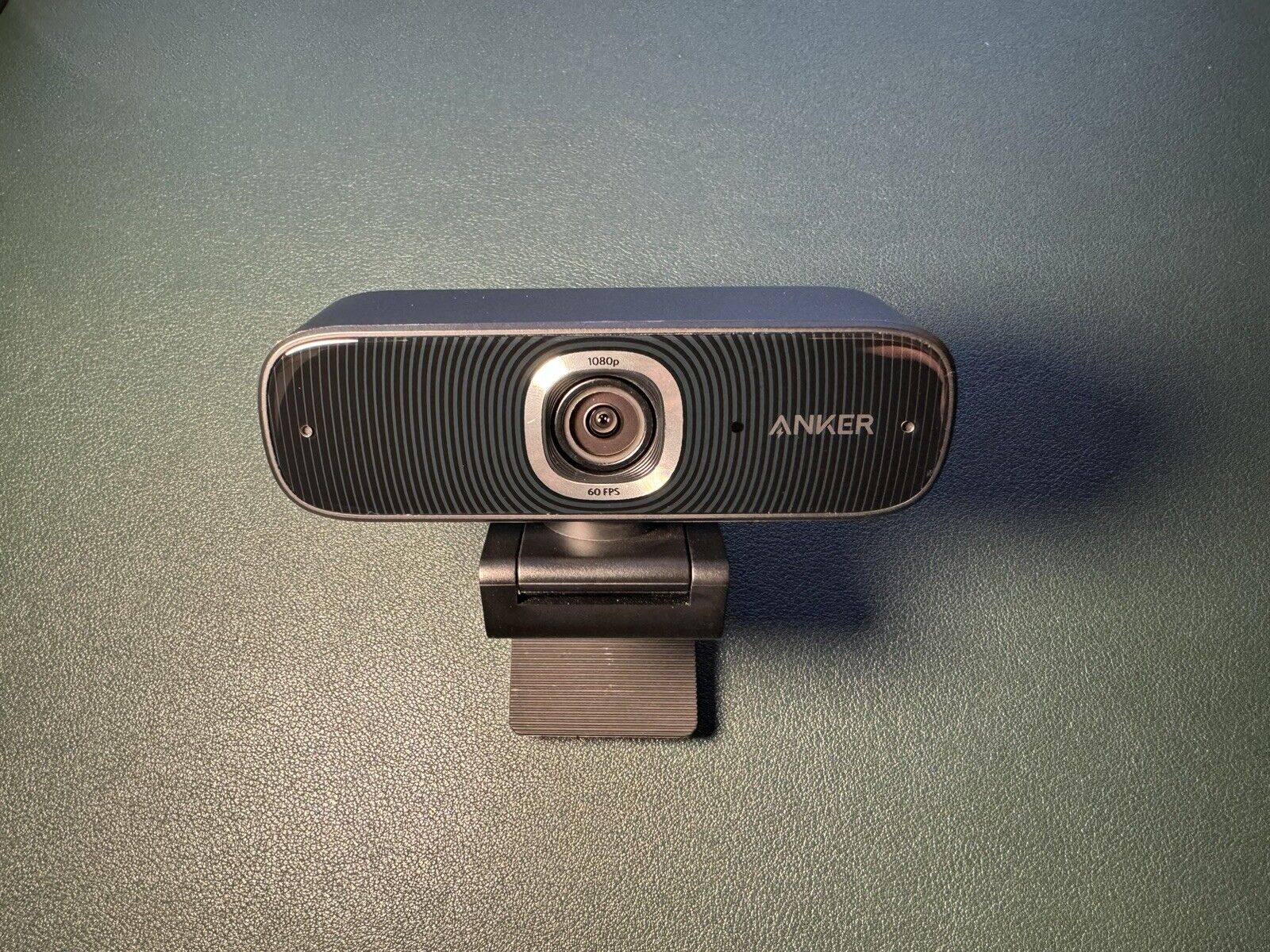 Anker PowerConf C300 (A3361011) Full HD 1080p AI-Powered Framing Smart Webcam 